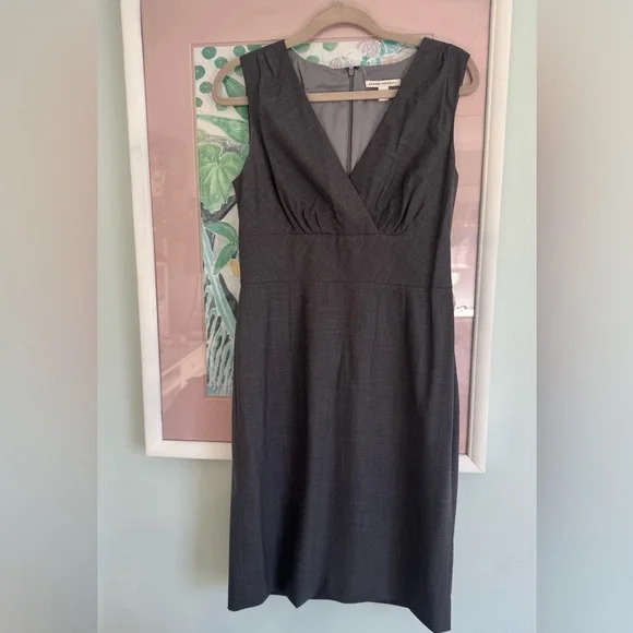 Banana Republic Charcoal Suit Set - Picture 4 of 9